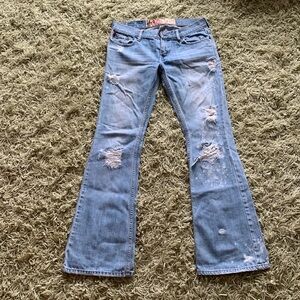 Vintage Hollister H Co size 5R Flare jeans with distressing, embroidery details